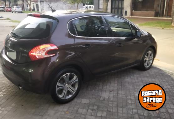 Autos - Peugeot 208 FELINE PACK CUIR 2014 Nafta 120000Km - En Venta