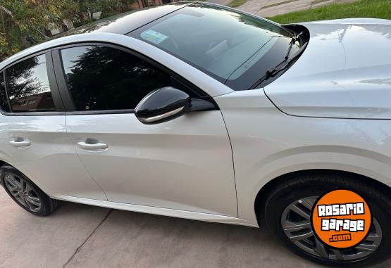 Autos - Peugeot 208 2024 Nafta 20000Km - En Venta