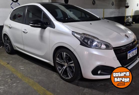 Autos - Peugeot 208 GT 2018 Nafta 140000Km - En Venta