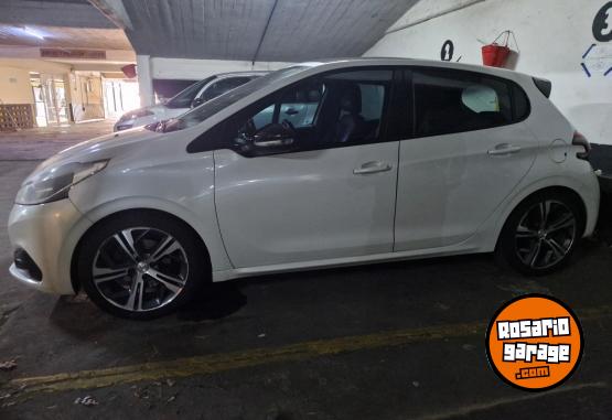 Autos - Peugeot 208 GT 2018 Nafta 140000Km - En Venta