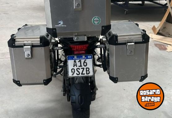 Motos - Benelli TRk 502 2022 Nafta 25000Km - En Venta