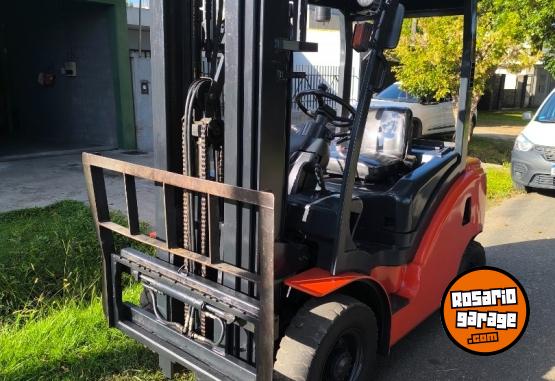 Camiones y Gr�as - Autoelevador Tailift - En Venta