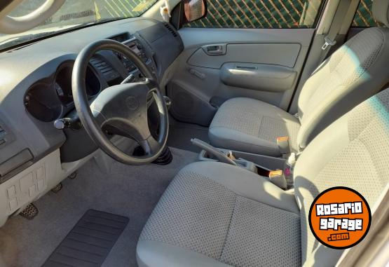 Camionetas - Toyota Hilux 2.5 2010 Diesel 180000Km - En Venta