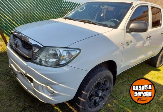 Camionetas - Toyota Hilux 2.5 2010 Diesel 180000Km - En Venta