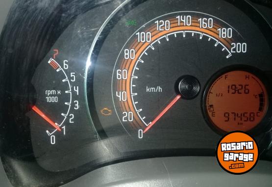 Utilitarios - Fiat fiorino 2017 Nafta 97500Km - En Venta