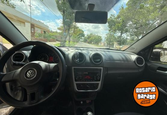 Autos - Volkswagen Voyage trendline 2016 Nafta 98000Km - En Venta