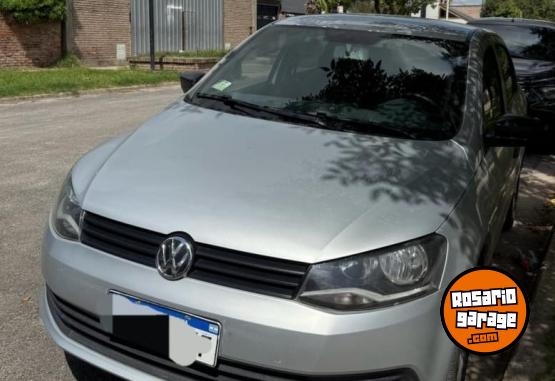 Autos - Volkswagen Voyage trendline 2016 Nafta 98000Km - En Venta