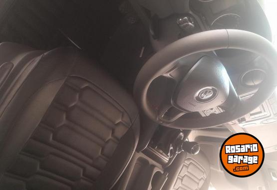 Camionetas - Volkswagen 2015 Trendline 2015 Diesel 180000Km - En Venta