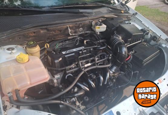 Autos - Ford Focus ambiente 2010 Nafta 190000Km - En Venta