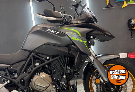 Motos - Qj Motor 700x 2025 Nafta 7000Km - En Venta