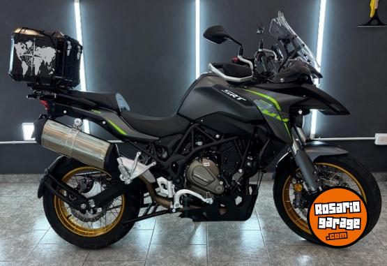 Motos - Qj Motor 700x 2025 Nafta 7000Km - En Venta