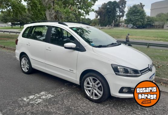 Autos - Volkswagen Suran highline 6.0 2017 Nafta 116000Km - En Venta