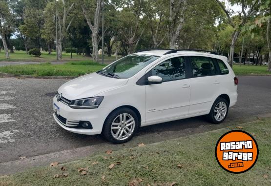 Autos - Volkswagen Suran highline 6.0 2017 Nafta 116000Km - En Venta