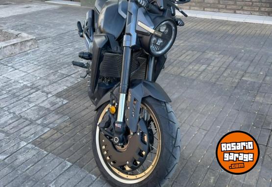 Motos - Zontes 350 GK 2024 Nafta 13000Km - En Venta