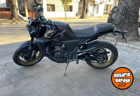 Motos - Zontes 350 GK 2024 Nafta 13000Km - En Venta