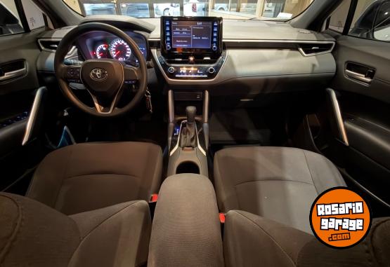 Autos - Toyota Corolla Cross 2021 Nafta 73000Km - En Venta