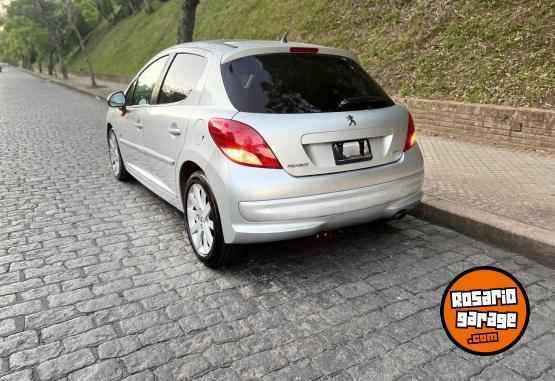 Autos - Peugeot 207 GTI 2011 Nafta 106000Km - En Venta