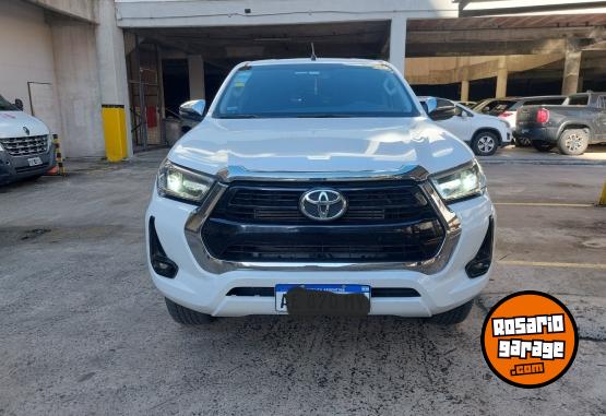 Camionetas - Toyota Hilux 2021 Diesel 99000Km - En Venta