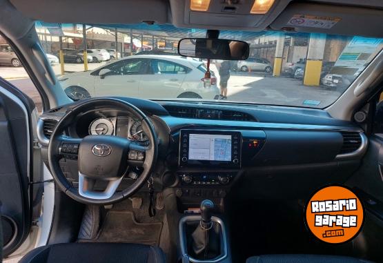 Camionetas - Toyota Hilux 2021 Diesel 99000Km - En Venta