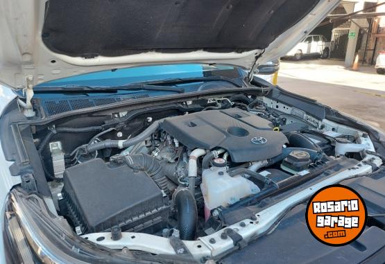 Camionetas - Toyota Hilux 2021 Diesel 99000Km - En Venta
