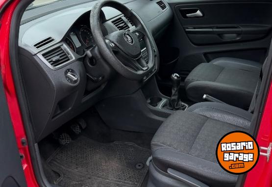 Autos - Volkswagen SURAN 1.6 TRENDLINE 2017 Nafta 118000Km - En Venta