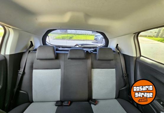 Autos - Peugeot 208 2014 Nafta 160000Km - En Venta