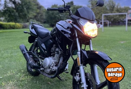 Motos - Yamaha YBR-Z 125 2024 Nafta 8600Km - En Venta