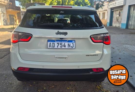 Camionetas - Jeep Compass sport at 1ra mano 2019 Nafta 102000Km - En Venta