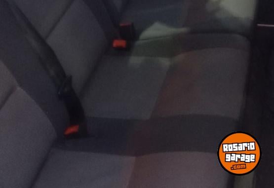 Utilitarios - Peugeot Partner patagonica 2010 Diesel 160000Km - En Venta