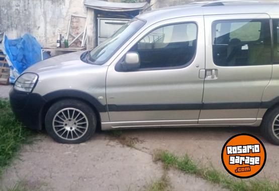 Utilitarios - Peugeot Partner patagonica 2010 Diesel 160000Km - En Venta