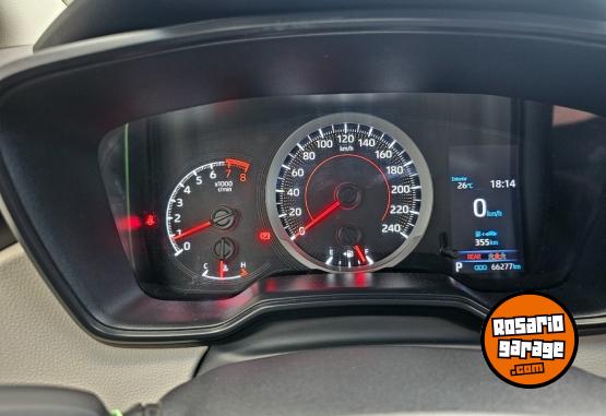 Autos - Toyota Corolla XLI CVT 2021 Nafta 66000Km - En Venta