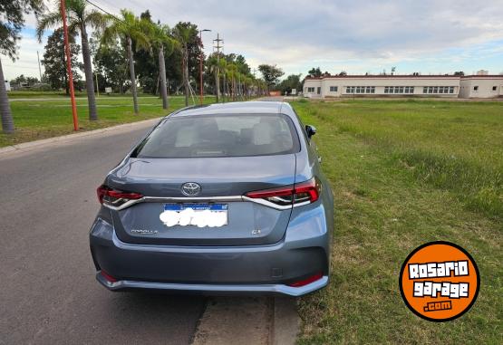 Autos - Toyota Corolla XLI CVT 2021 Nafta 66000Km - En Venta