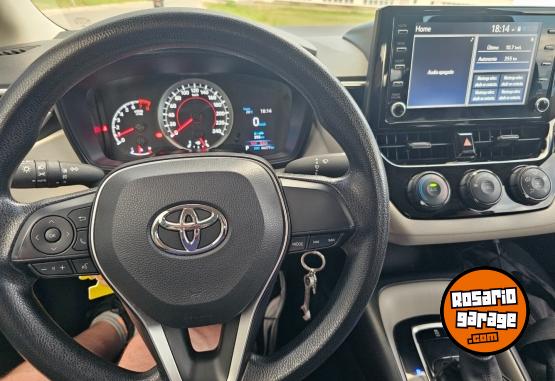 Autos - Toyota Corolla XLI CVT 2021 Nafta 66000Km - En Venta