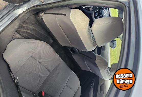 Autos - Toyota Corolla XLI CVT 2021 Nafta 66000Km - En Venta