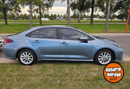 Autos - Toyota Corolla XLI CVT 2021 Nafta 66000Km - En Venta