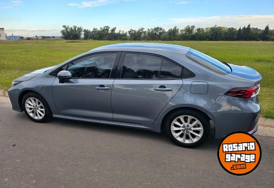 Autos - Toyota Corolla XLI CVT 2021 Nafta 66000Km - En Venta