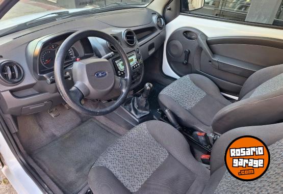 Autos - Ford Ka Fly Viral 2013 Nafta 147500Km - En Venta