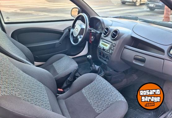 Autos - Ford Ka Fly Viral 2013 Nafta 147500Km - En Venta