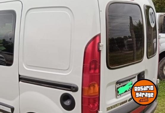 Utilitarios - Renault Kangoo Confort 1.5 5A 2011 Diesel 361359Km - En Venta