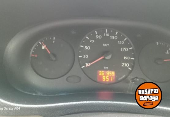 Utilitarios - Renault Kangoo Confort 1.5 5A 2011 Diesel 361359Km - En Venta