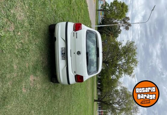 Autos - Volkswagen Gol trend 2014 Nafta 135000Km - En Venta