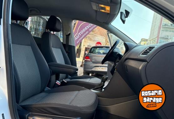 Autos - Volkswagen Polo Comfortline 2017 Nafta 110000Km - En Venta