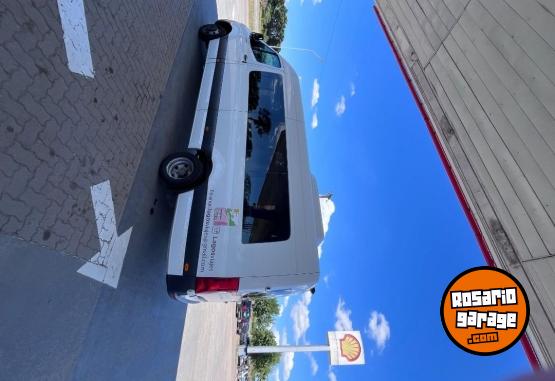 Utilitarios - Mercedes Benz Sprinter 19+ 1  515 2021 Diesel 215000Km - En Venta