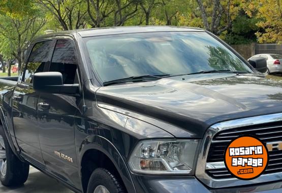 Camionetas - RAM 1500 Laramie 5.7 V8 2020 Nafta 95000Km - En Venta