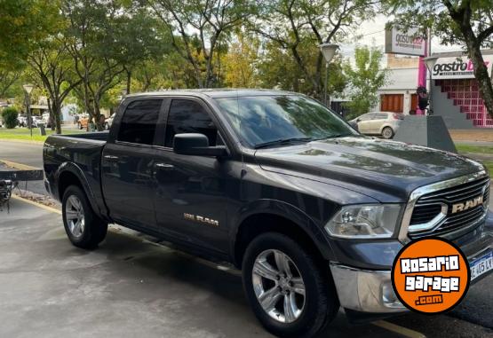 Camionetas - RAM 1500 Laramie 5.7 V8 2020 Nafta 95000Km - En Venta
