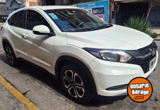 Autos - Honda Honda hrv impecable permu 2015 Nafta 130000Km - En Venta