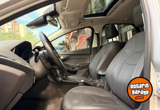 Autos - Ford Focus Titanium 2017 Nafta 110000Km - En Venta