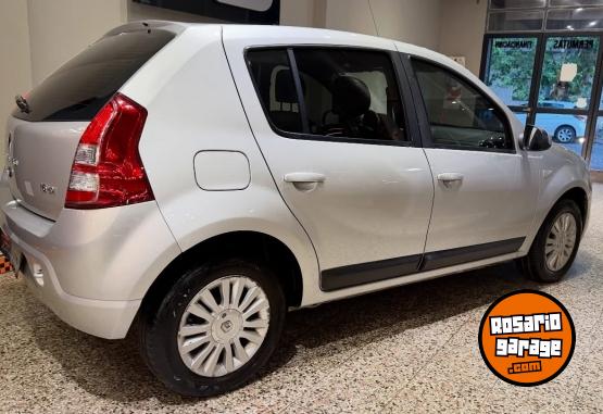 Autos - Renault SANDERO LUXE 2011 Nafta 103000Km - En Venta