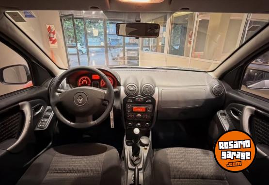 Autos - Renault SANDERO LUXE 2011 Nafta 103000Km - En Venta