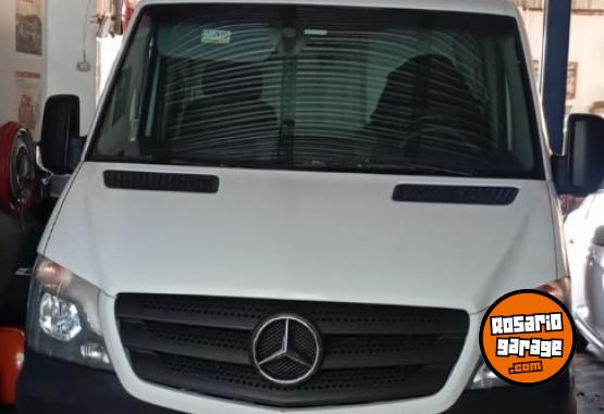 Utilitarios - Mercedes Benz 415 2017 Diesel 112000Km - En Venta